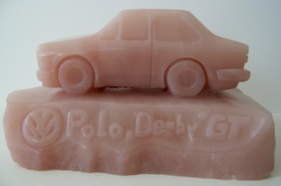 Auto 1